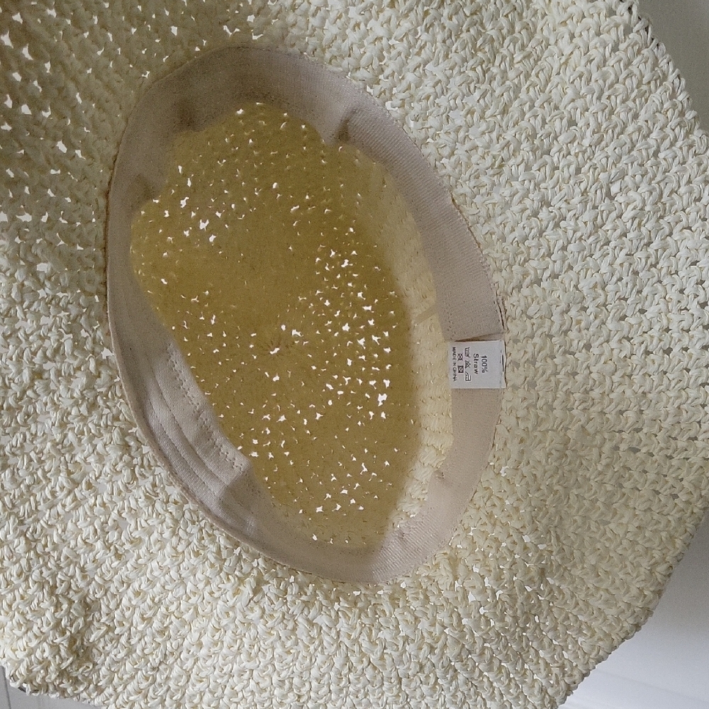 Chic Cream Woven Straw Sun Hat - Picture 7 of 9